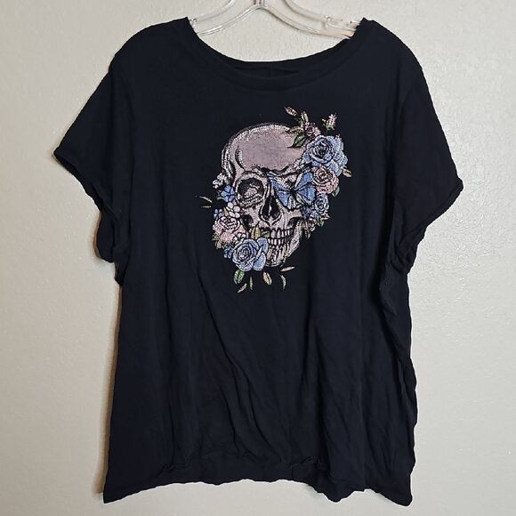 Torrid 3X Heritage Knit Floral Skull Bling Graphic Black Short Sleeve T-Shirt - Picture 1 of 6
